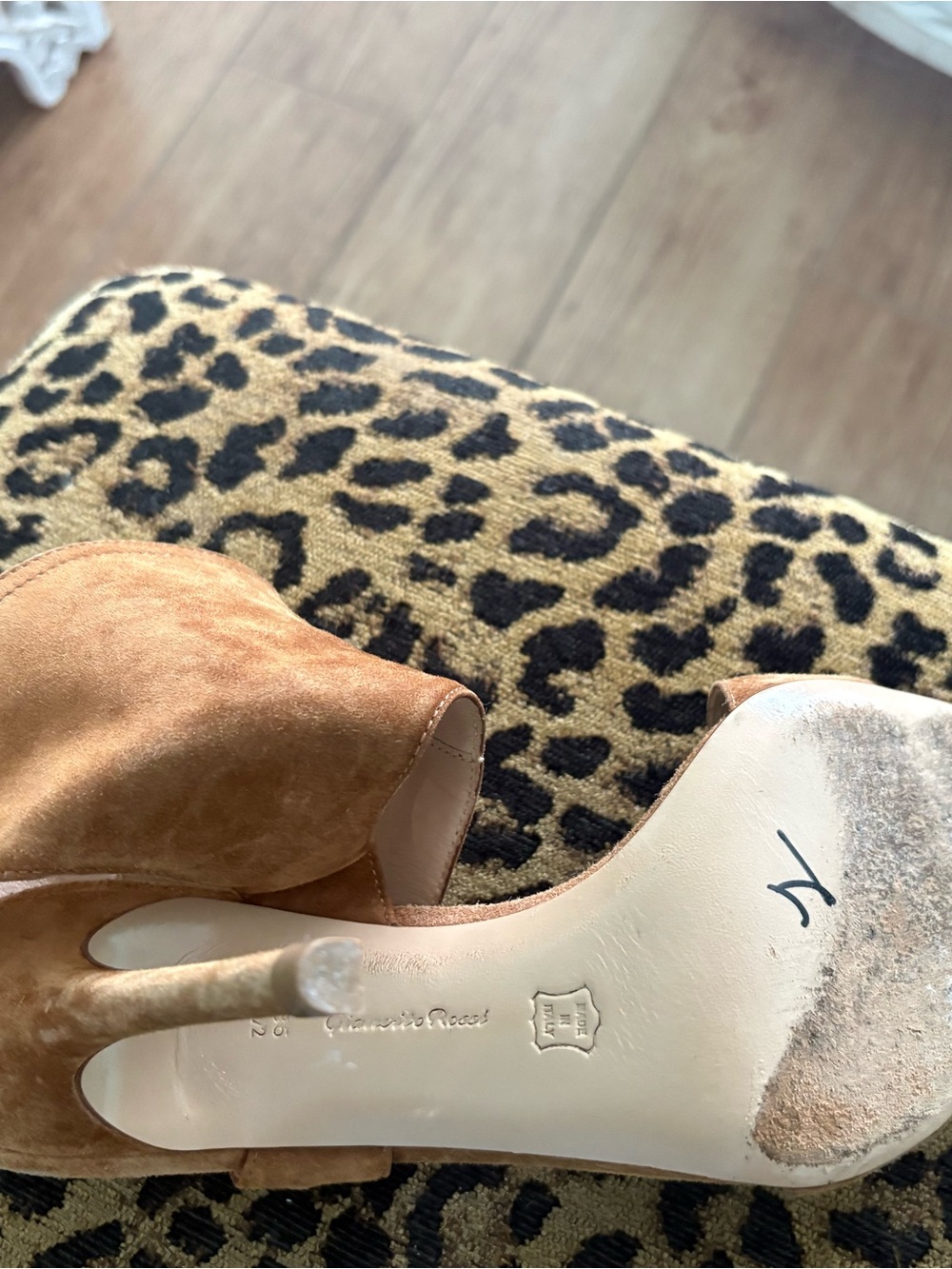 Gianvito Rossi Tan Suede 4 inch Heel Sandals with Zip Accent -6.5 - Picture 4 of 10